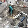 Un intervento di riparazione su un acquedotto