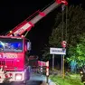 I vigili del fuoco sul luogo dell'incidente
