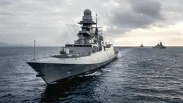 Una fregata della classe Fremm costruita da Fincantieri