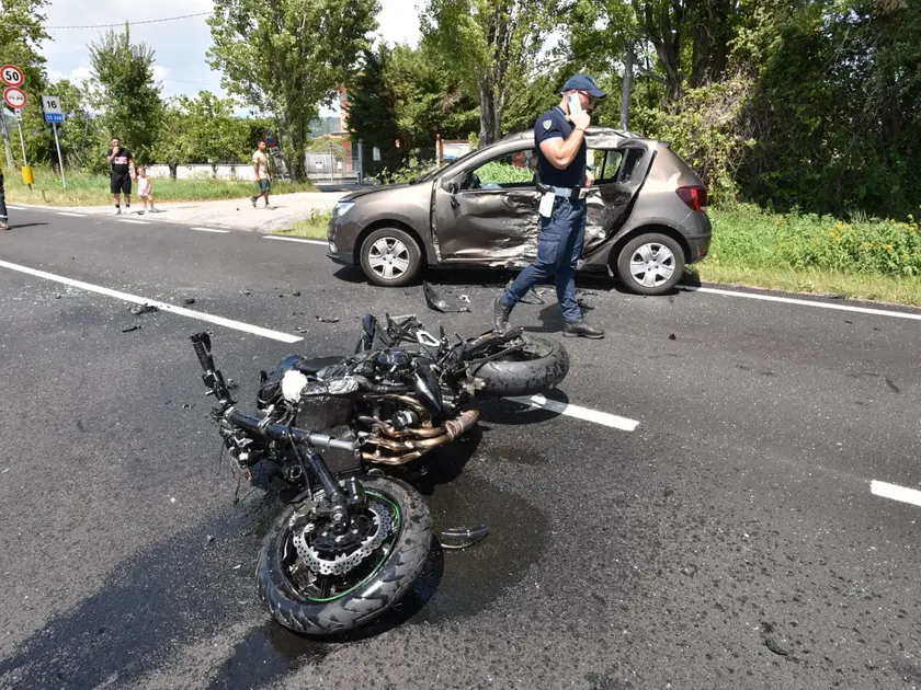 I veicoli incidentati sulla Feltrina a Montebelluna (foto Macca)