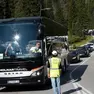 La coda per l'accesso alle Tre Cime di Lavaredo
