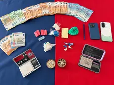 Droga e contanti sequestrati dai carabinieri a due trevigiani