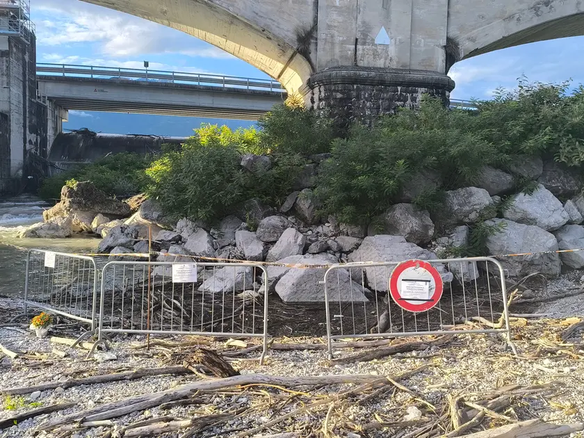 Il luogo della tragedia a Cesana Beach