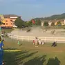 Il momento dell'uscita di pista all'altezza della curva di Santo Stefano durante la provaccia