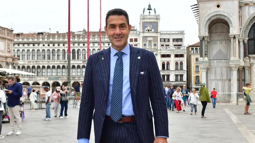Vannacci in piazza San Marco