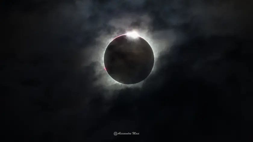 L’eclissi solare immportalata nel 2016 da Alessandra Masi in Indonesia