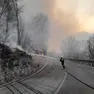 Uno degli incendi che hanno colpito la zona di Soffranco tra Longarone e Val di Zoldo