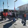 Lavoratori Hydro durante il presidio dello scorso autunno quando è scattata la vertenza