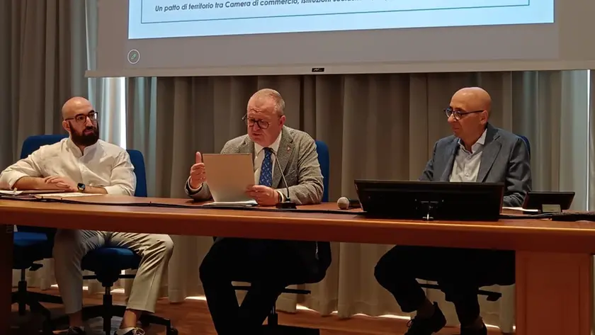 Al centro Francesco De Bettin con Federico Callegari e Carlo Pinato