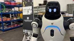 Un robot umanoide di VAutomation