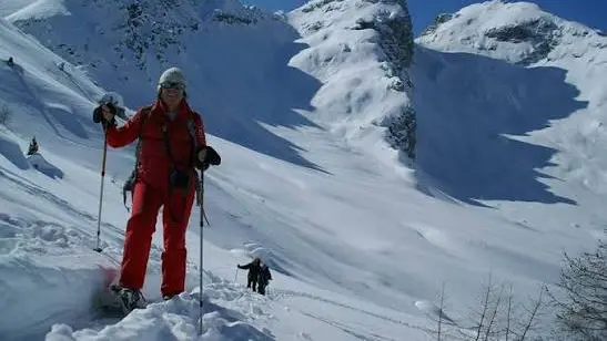 Escursione di gruppo con le ciaspole a Forcella Giau