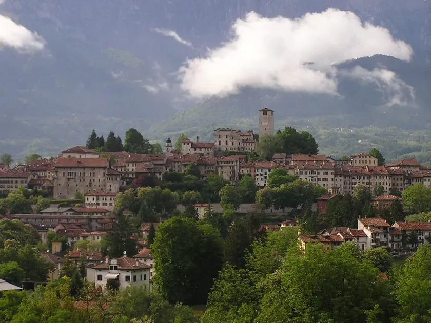 Una veduta dall'alto di Feltre