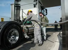 Autotrasporti, ogni Tir costa 12 mila euro in più