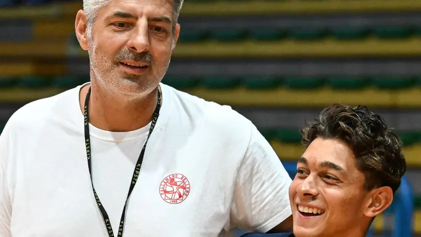 L'allenatore Filiberto Kokuca con Angelo Fedele