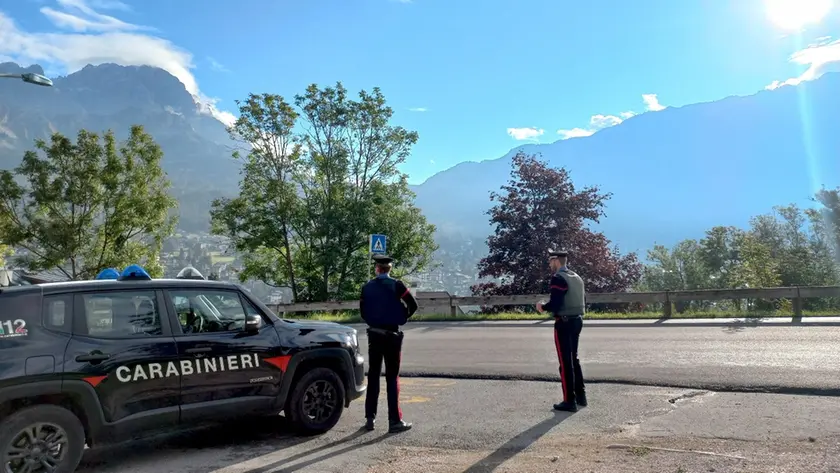 Una pattuglia di carabinieri