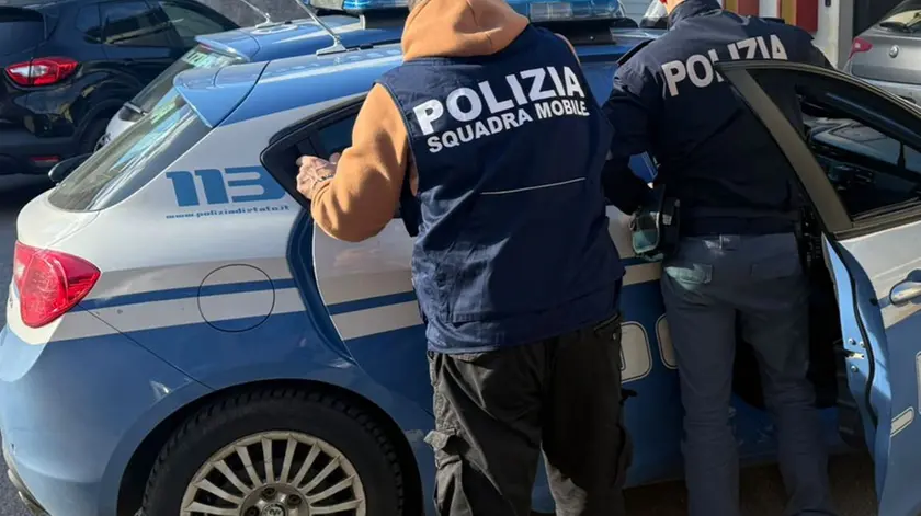Una pattuglia della polizia