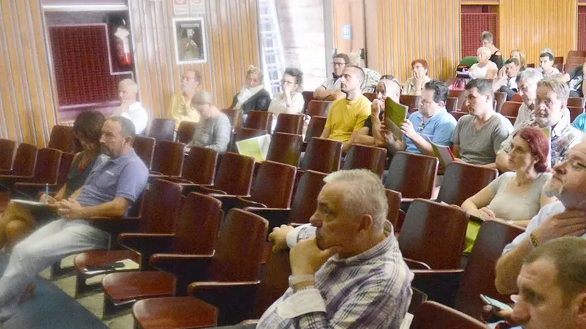 gian paolo perona- perona- belluno- convegno cgil