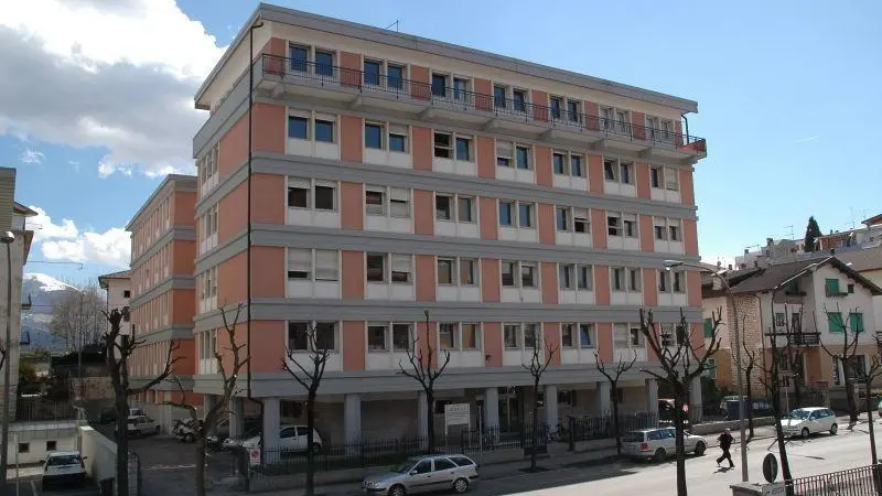 Belluno 2005. La sede dell' Ulss 1 in via Feltre a Belluno. - La sede della Usl di Belluno