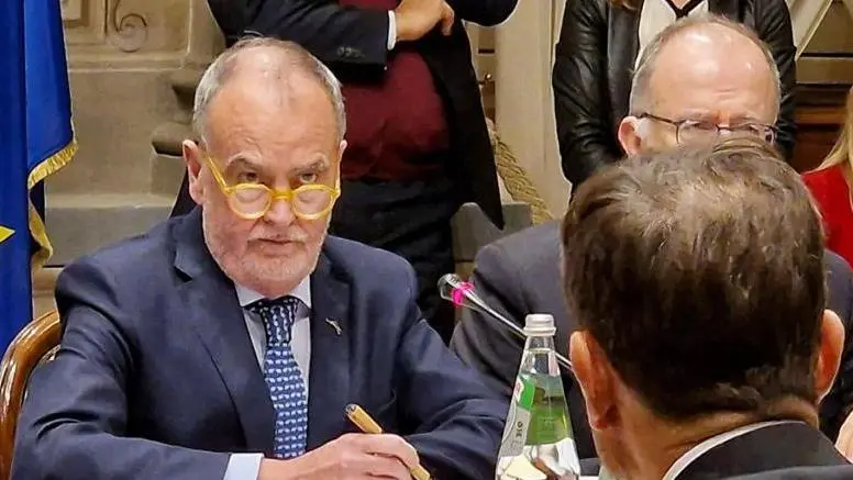Il ministro Roberto Calderoli segue l’iter della Legge sulla Montagna