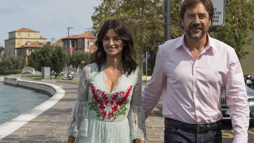 Javier Bardem, Penelope Cruz take a boat to going to the photocall of the movie "Loving Pablo" at the 74th International Film Festival of Venice (Mostra), Venice, on september 6, 2017. Photo by Marco Piovanotto/ABACAPRESS.COM