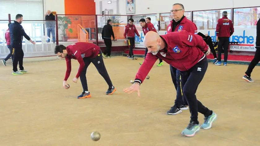 Una partita di bocce: Belluno ospiterà a luglio le final four di Petanque e le finali giovanili di Volo