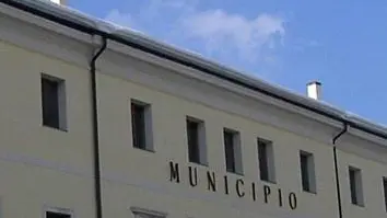 Il municipio di Agordo