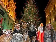 CARRAI - ACCENSIONE ALBERO DI NATALE CARRAI - ACCENSIONE ALBERO DI NATALE