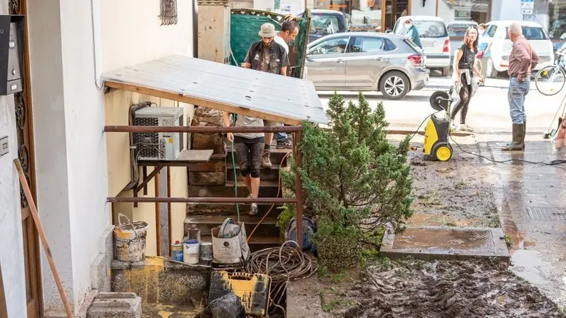 Gelateria Venezia - Esondazione Giau de Misurin ad Auronzo di Cadore - Da Rin - Perona