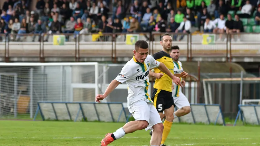 Il gol del 2-0 di Marco Piazza (Foto Beppe De Zanet)