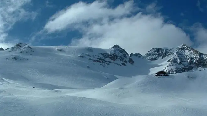 - Un'immagine del ghiacciaio della Marmolada