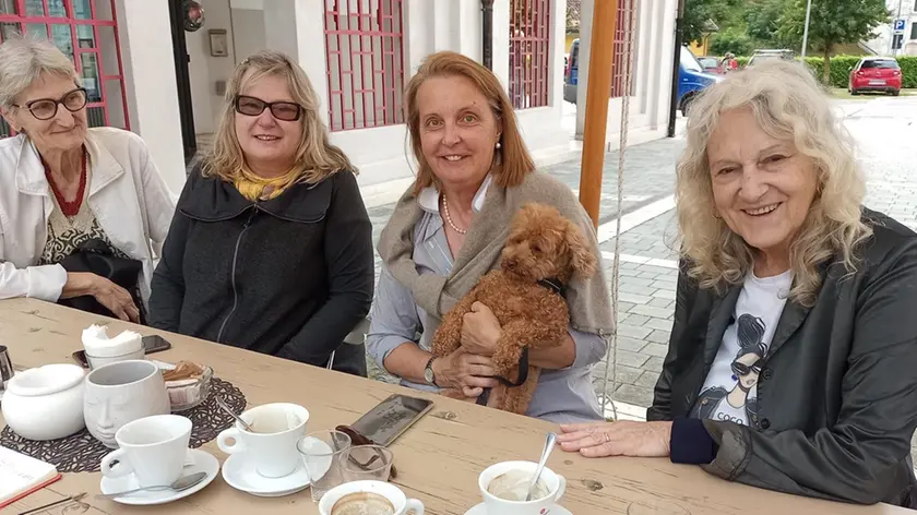 Da sinistra Piera De Col, Antonella Bordugo, Tiziana Chermaz e Umberta Levade