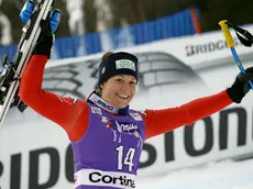 Elena Fanchini of Italy celebrates in the finish area after winning the women's FIS Alpine Skiing World Cup Downhill race in Cortina d'Ampezzo, Italy, 16 January 2015. ANSA/ANDREA SOLERO