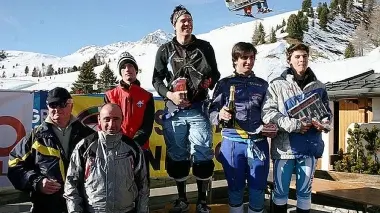 Il podio maschile con Paolo Bettini