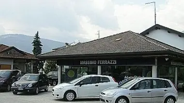 Il negozio di auto Ferrazzi è fallito