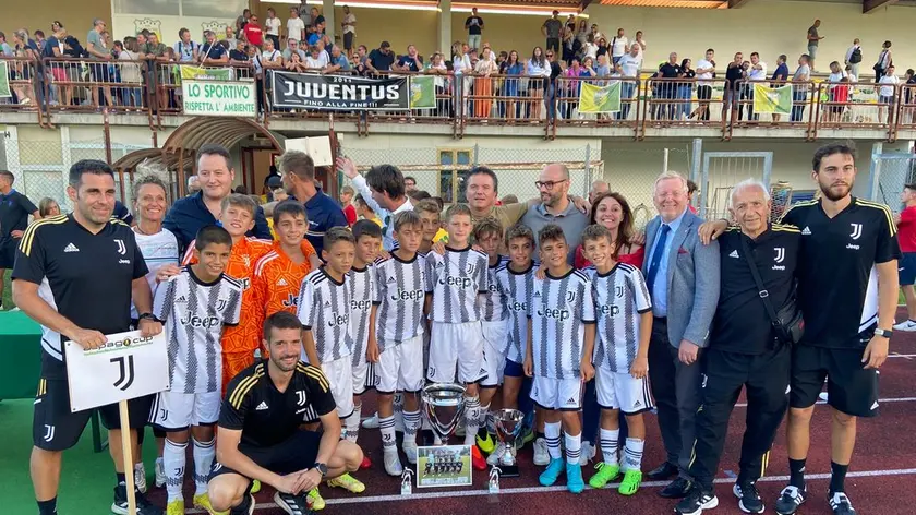 La premiazione della Juventus Esordienti