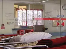 L'entrata del pronto soccorso di Feltre in questi giorni preso d'assalto dai cittadini alle prese con l'influenza