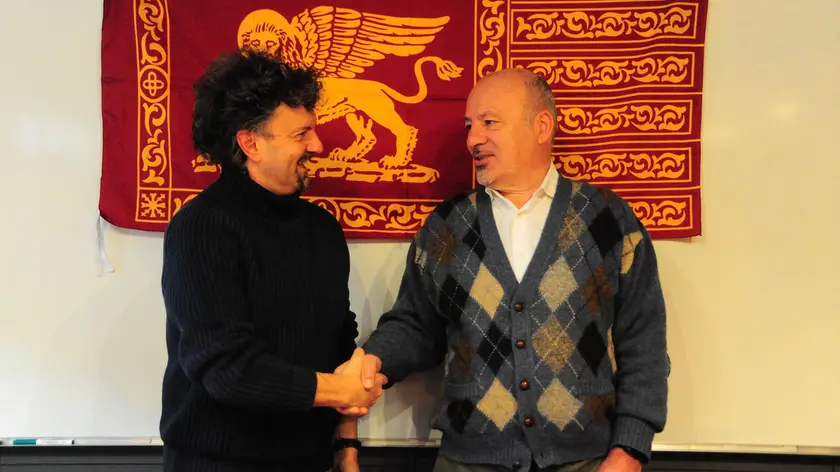 Il neo segretario provinciale della Lega, Andrea De Bernardin (a sx) con l'ex commissario Gidoni