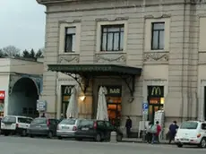 Tre mesi fa alla stazione ferroviaria di Belluno è scattato l’arresto per estorsione ad un prete