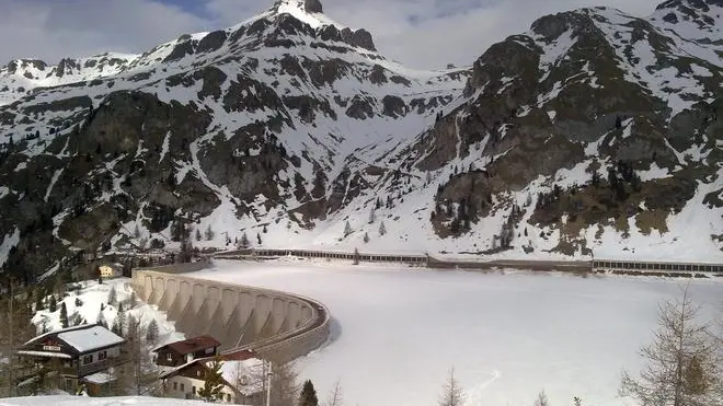 - La viabilita' sul passo Fedaia e' uno dei punti piu' delicati che dovra' essere affrontato dal piano a cui sta lavorando il gruppo di lavoro della Provincia di Trento.