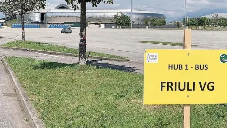 Il più grande prcheggio speciale è quello del Parco del Volo tra Pasian di Prato e Campoformido con bus ogni 10 minuti per il centro