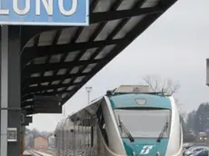 Belluno, 10 dicembre 2007. Alla stazione di Belluno arriva il nuovo servizio navetta di trenitalia Il Minuetto