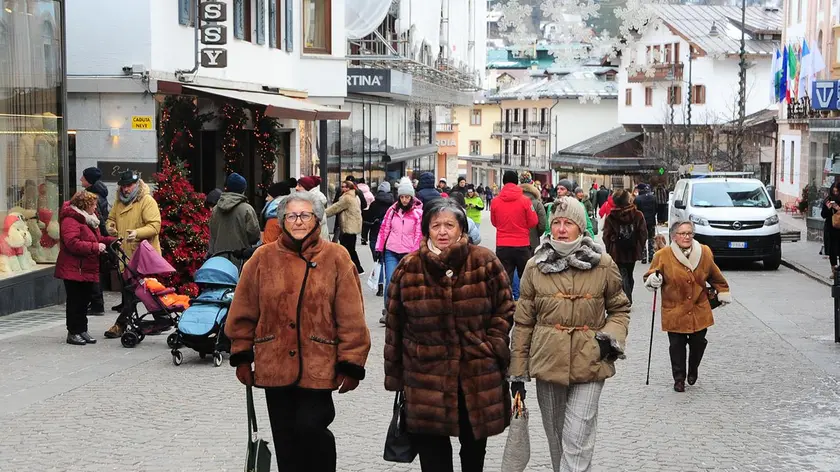 Passeggiata natalizia in Corso Italia a Cortina d’Ampezzo
