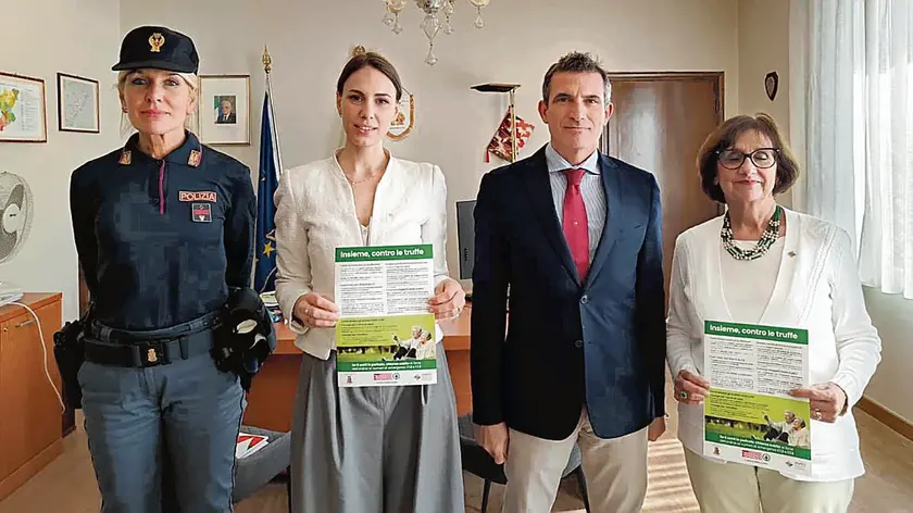 Wirna Triches, Francesca Furlan (Aspiag), il questore Francesco Zerilli ed Elisa Morales Galan (Anaci)