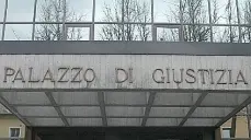 L’ingresso del tribunale di Belluno