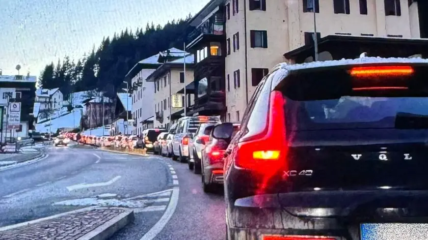 Le code registrate domenica 10 dicembre al rientro dalle montagne bellunesi