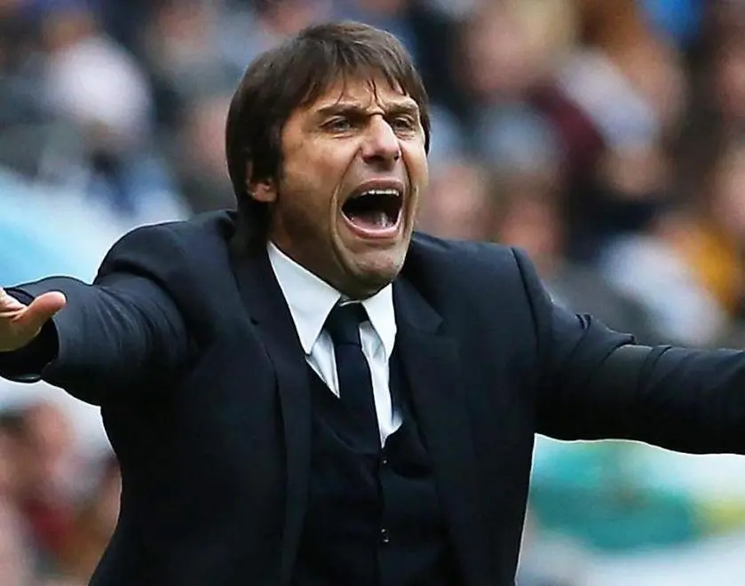 epa05657972 Chelsea's manager Antonio Conte reacts during the English Premier League soccer match between Manchester City and Chelsea FC in Manchester, Britain, 03 December 2016. Chelsea won 3-1. EPA/NIGEL RODDIS EDITORIAL USE ONLY. No use with unauthorized audio, video, data, fixture lists, club/league logos or 'live' services. Online in-match use limited to 75 images, no video emulation. No use in betting, games or single club/league/player publications.