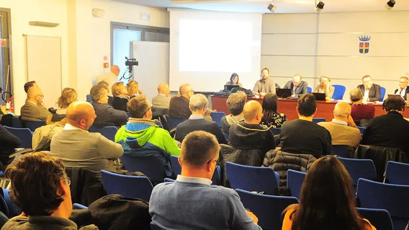 L’assemblea dei sindaci soci di Gsp ha discusso del futuro di Dolomiti Ambiente