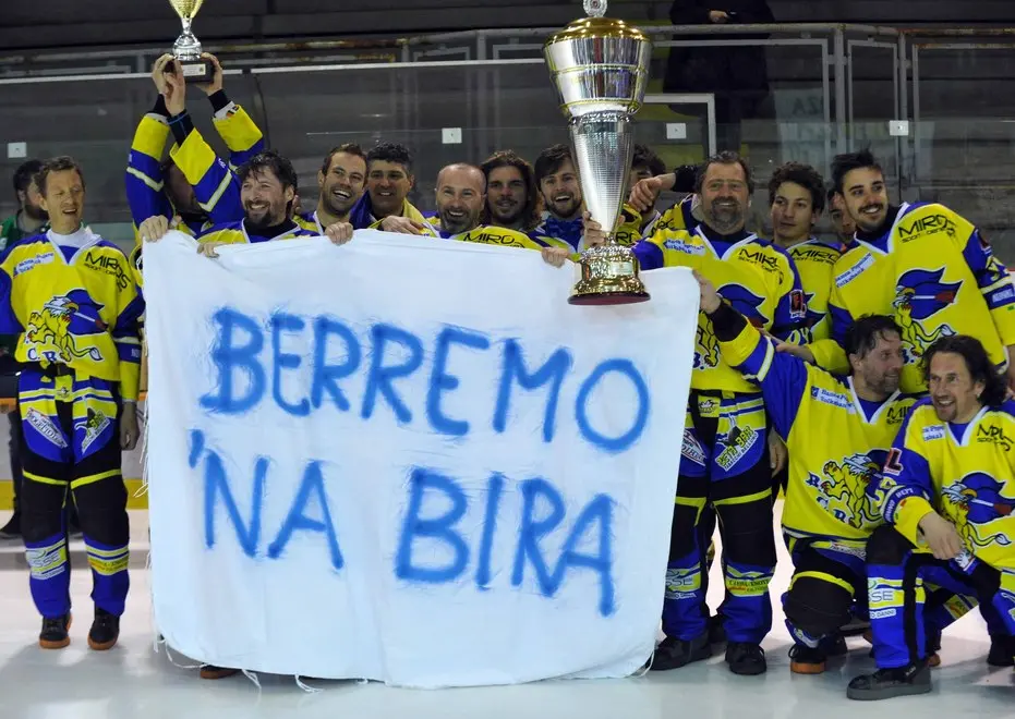 Finale del campionato di Broomball. Il Belluno is aggiudica lo scudetto