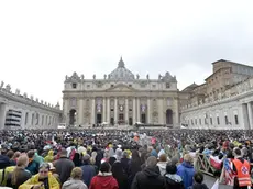 27/04/2014 Citta' del Vaticano. Piazza San Pietro. Canonizzazione dei Beati papa Giovanni XXIII e papa Giovanni Paolo II. Nella foto papa Francesco