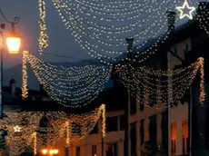 Spettacoli in centro con le Fantasie di Natale (Foto Dalla Corte)